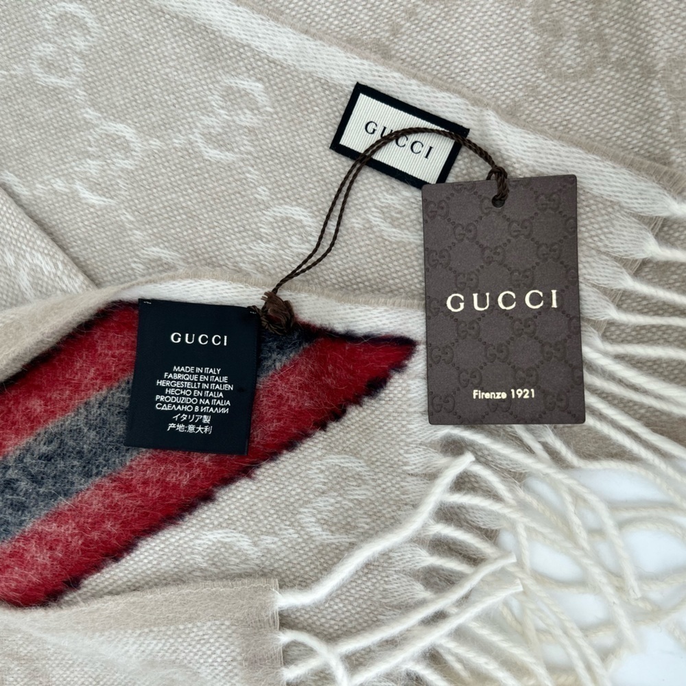 New With Tags Gucci Nikky Wool Alpaca Monogram Web Beige Scarf Shawl Fringe - Picture 12 of 16